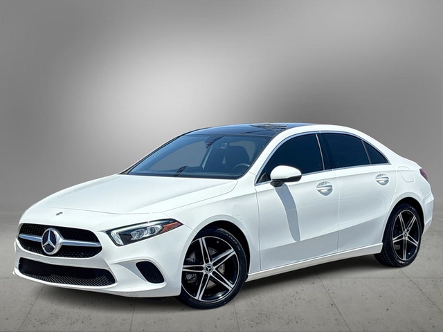2022 Mercedes-Benz A-Class A220
