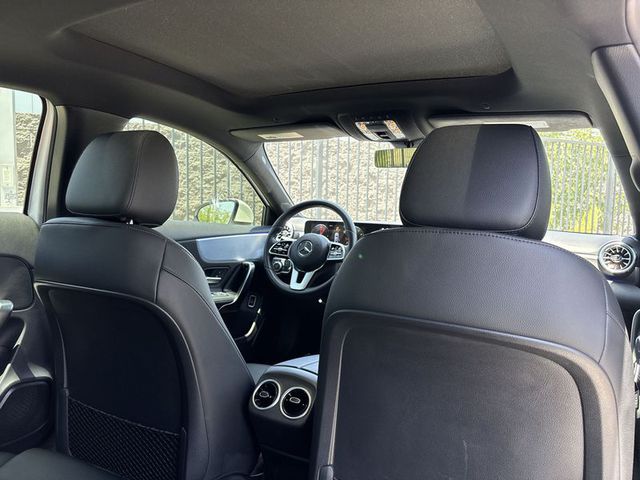 2022 Mercedes-Benz A-Class A220
