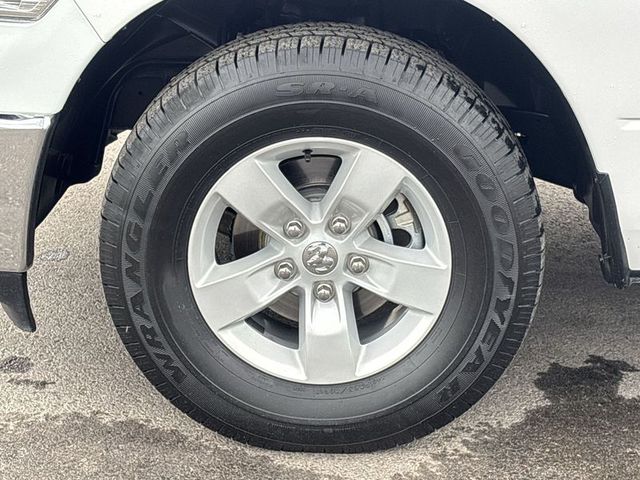 2024 Ram 1500 Classic SLT 2WD 6ft4 Box