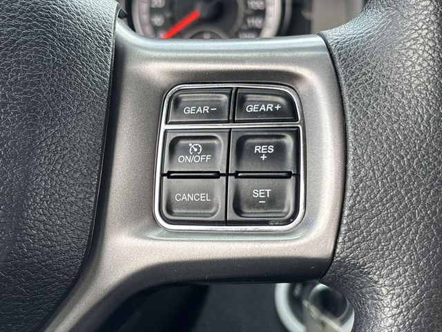 2024 Ram 1500 Classic SLT 2WD 6ft4 Box