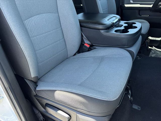 2024 Ram 1500 Classic SLT 4WD