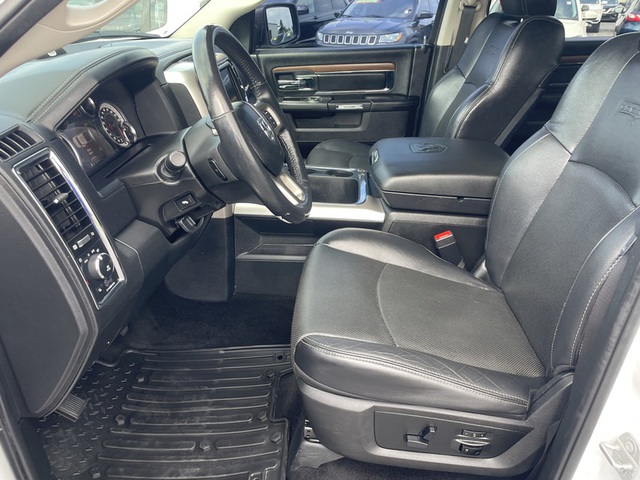 2017 Ram 1500 Laramie 4WD