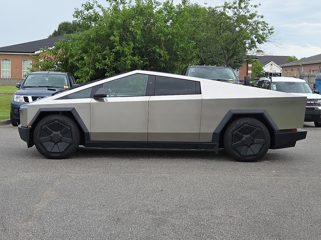 2024 Tesla Cybertruck Cyberbeast AWD