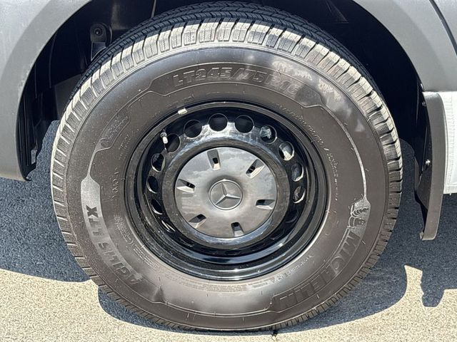 2023 Mercedes-Benz Sprinter 1500 Std Roof 144WB