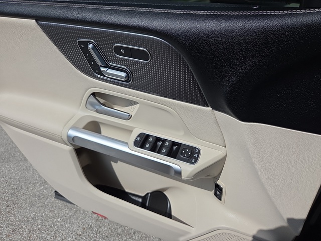 2022 Mercedes-Benz GLB-Class GLB250 4MATIC