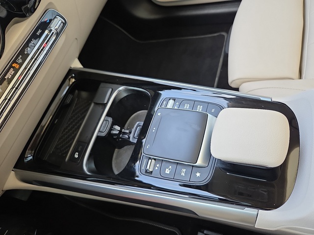 2022 Mercedes-Benz GLB-Class GLB250 4MATIC