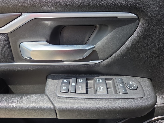 2023 Ram 1500 Big Horn 4WD 5ft7 Box