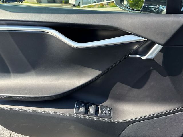 2016 Tesla Model S 75D