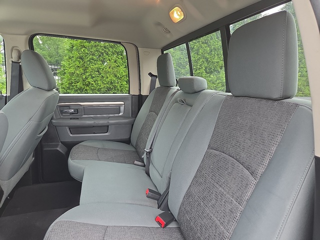 2015 Ram 1500 Big Horn 4WD 140WB