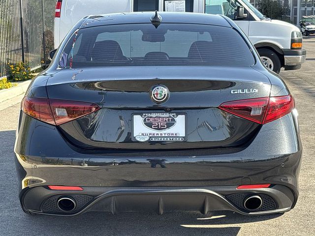 2017 Alfa Romeo Giulia RWD
