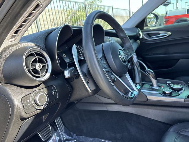 2017 Alfa Romeo Giulia RWD