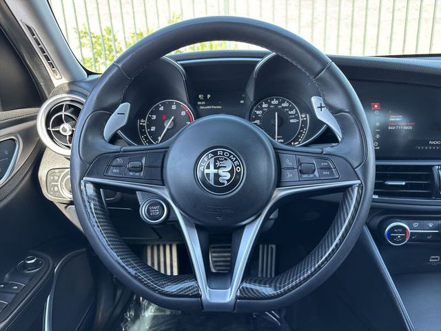 2017 Alfa Romeo Giulia RWD