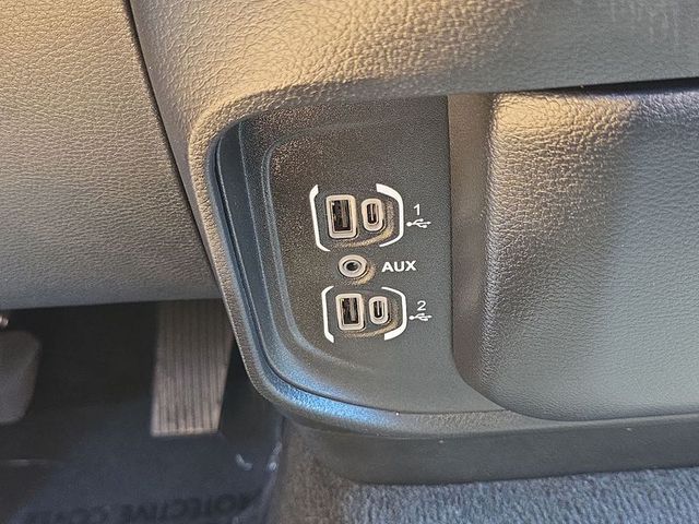 2023 Ram 1500 Tradesman 4WD 5ft7 Box