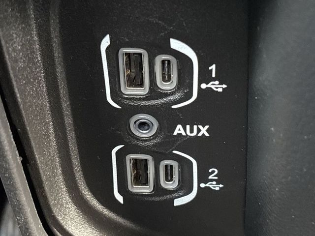 2023 Ram 1500 Tradesman 4WD 5ft7 Box