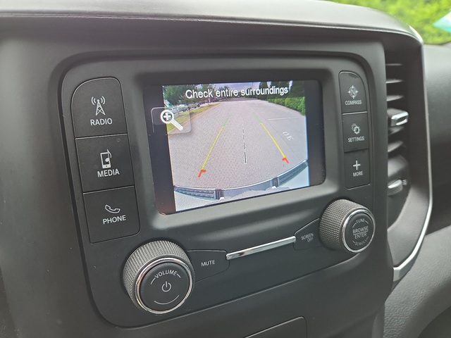 2021 Ram 1500 Big Horn 4WD 6ft4 Box