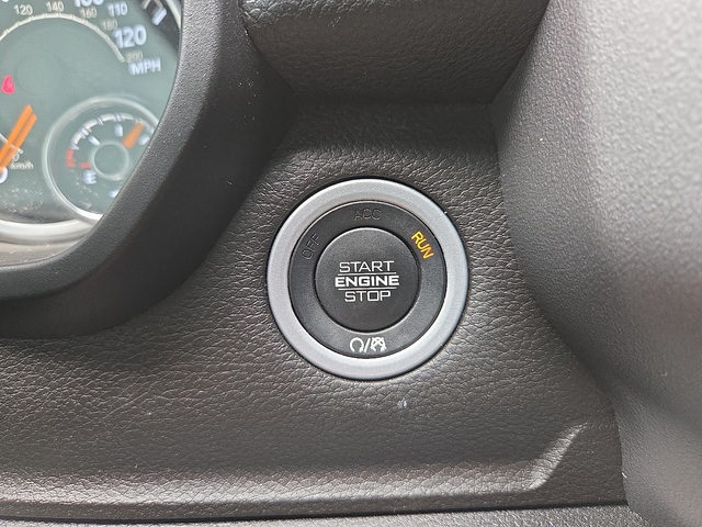 2021 Ram 1500 Big Horn 4WD 6ft4 Box
