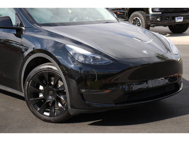 2023 Tesla Model Y Long Range AWD