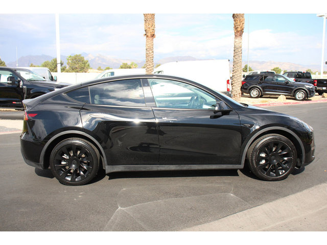 2023 Tesla Model Y Long Range AWD