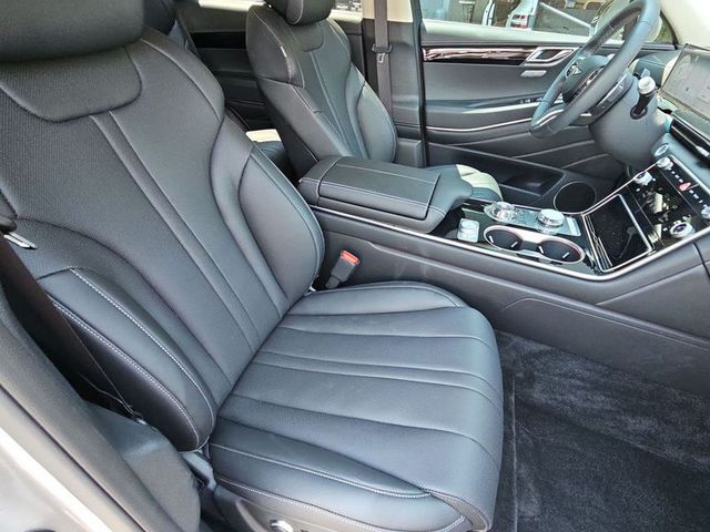 2025 Genesis GV80 2.5T Standard AWD
