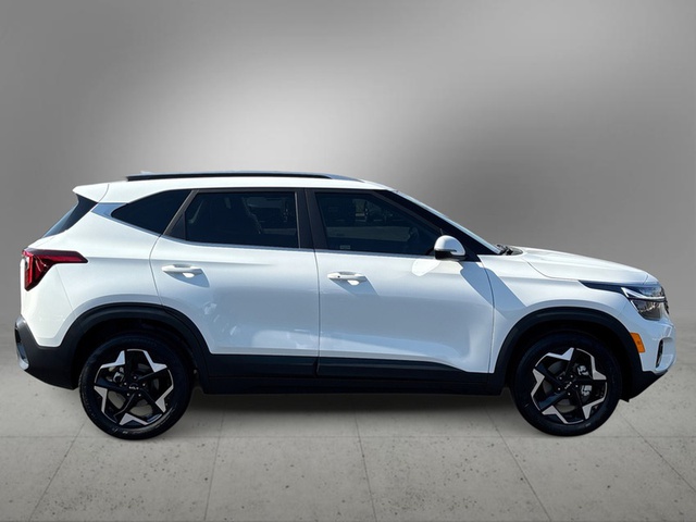 2025 Kia Seltos EX FWD