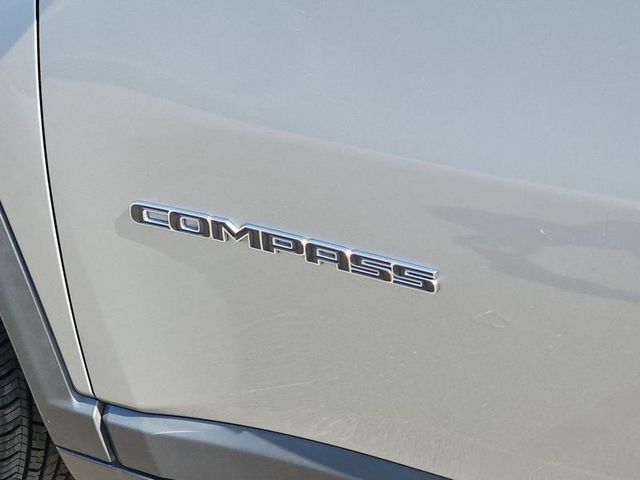 2020 Jeep Compass Latitude FWD