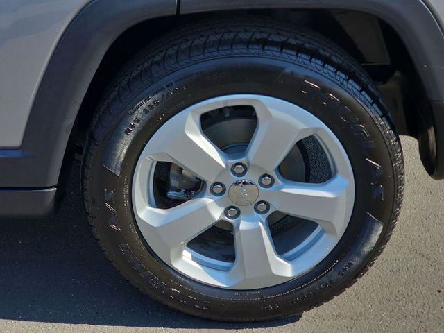 2020 Jeep Compass Latitude FWD