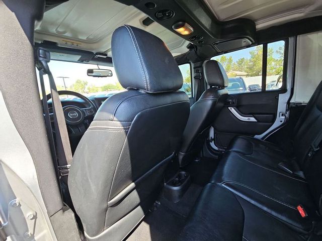2016 Jeep Wrangler Unlimited Sahara 4WD
