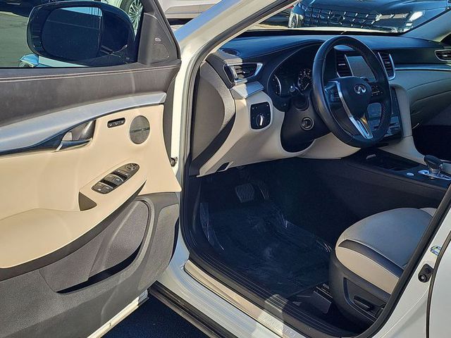 2019 INFINITI QX50 ESSENTIAL FWD