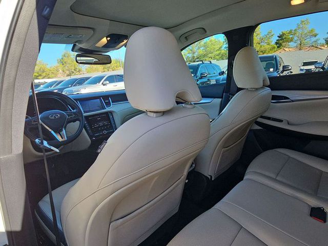 2019 INFINITI QX50 ESSENTIAL FWD