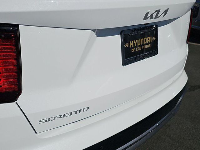 2023 Kia Sorento S FWD