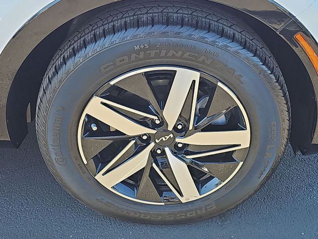 2023 Kia Sorento S FWD