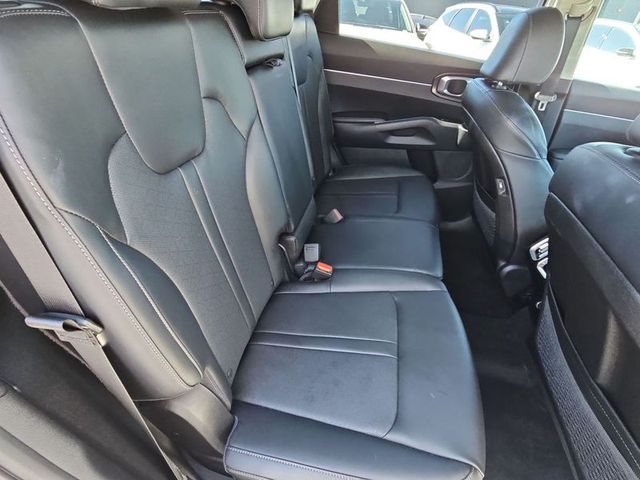 2023 Kia Sorento S FWD