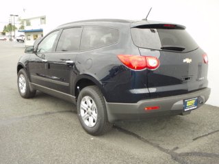 2010 Chevrolet Traverse LS FWD