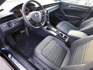 2021 Volkswagen Passat 2.0T R-Line
