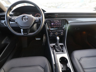 2021 Volkswagen Passat 2.0T R-Line