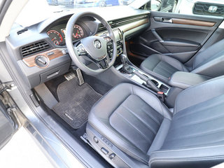 2022 Volkswagen Passat 2.0T Limited Edition