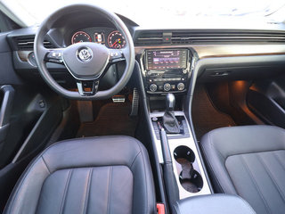 2022 Volkswagen Passat 2.0T Limited Edition