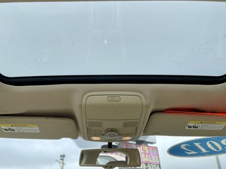 2012 Volkswagen Passat SE w/Sunroof PZEV