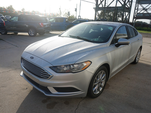 The 2017 Ford Fusion SE