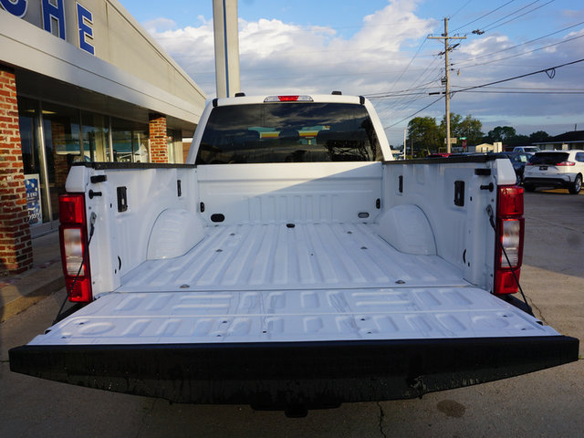 The 2020 Ford F-250 XLT SD 4WD 6.75ft Box
