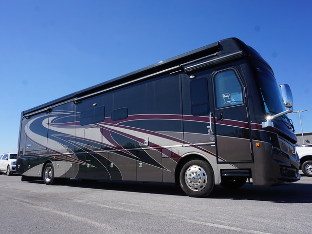 The 2018 FLEETWOOD RV Discovery LXE photos