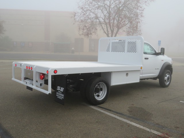 2021 RAM 5500 Chassis Cab Tradesman 2WD photo