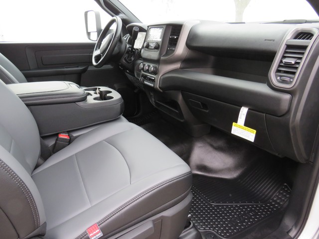 2021 RAM 5500 Chassis Cab Tradesman 2WD photo