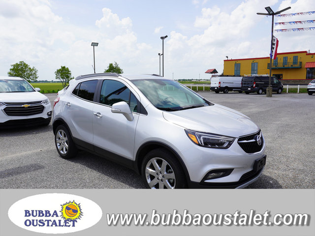 The 2017 Buick Encore Leather FWD photos
