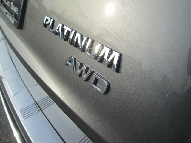 2023 Nissan Rogue Platinum AWD photo