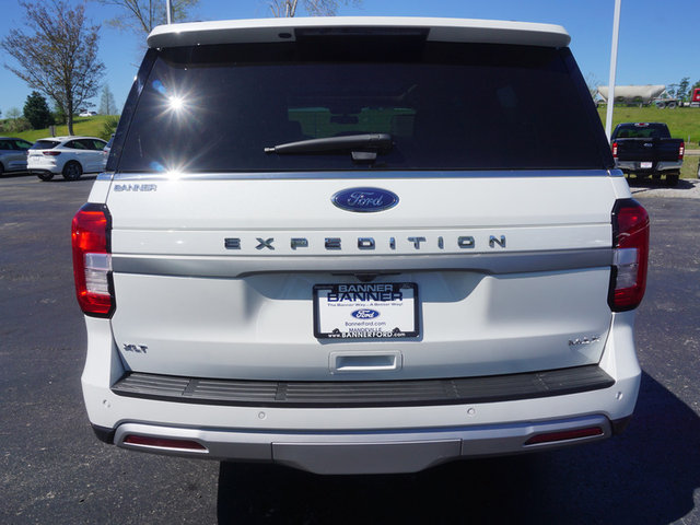 2024 Ford Expedition Max XLT 2WD photo