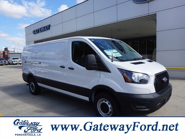 The 2023 Ford TRANSIT T-150 Low Roof 130WB photos