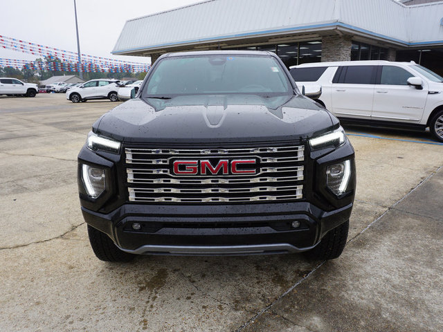 2023 GMC Canyon Denali 4WD photo