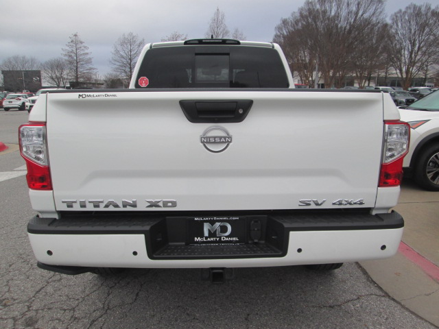 2024 Nissan Titan XD SV 4WD photo