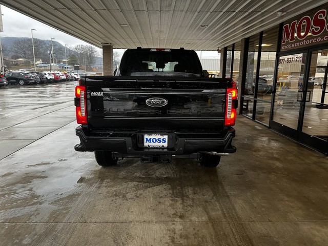 2023 Ford F-250 SD 4WD photo